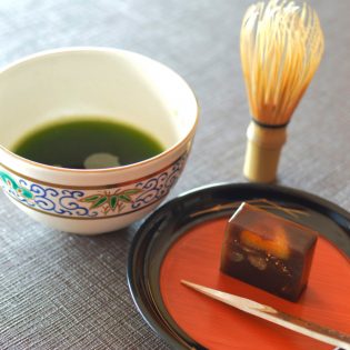 一の鳥居前　菊水茶屋　開店